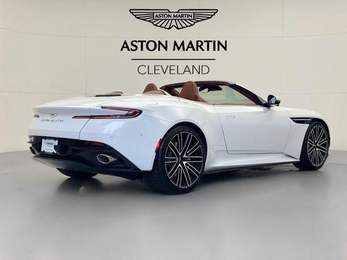 Zenith White 2025 Aston Martin DB12 Volante