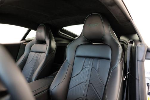 2025 Aston Martin Vantage 