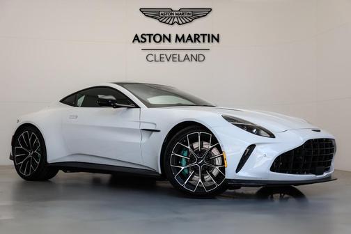 2025 Aston Martin Vantage 