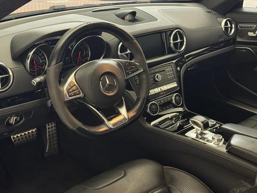2017 Mercedes-Benz AMG SL 63 Base
