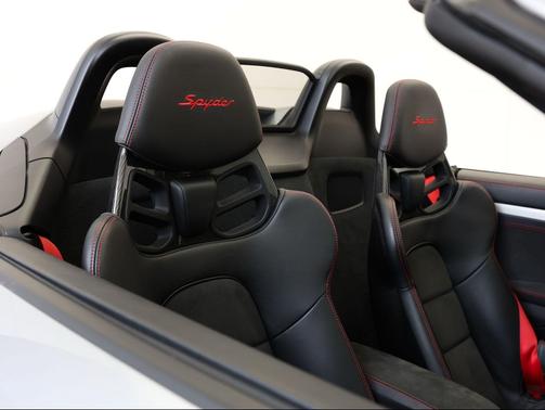 GT Silver Metallic 2022 Porsche 718 Spyder Base