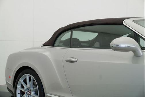 Beige 2014 Bentley Continental GT V8 S