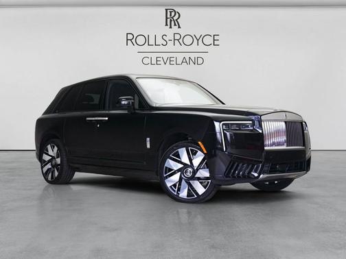 Black 2025 Rolls-Royce Cullinan