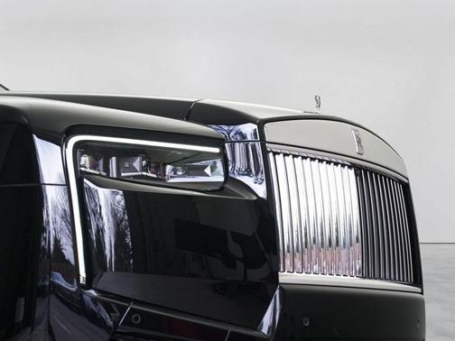 Black 2025 Rolls-Royce Cullinan