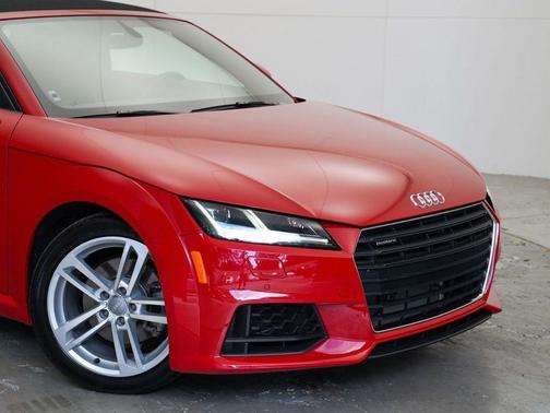 Black Metallic 2022 Audi TT 2.0T
