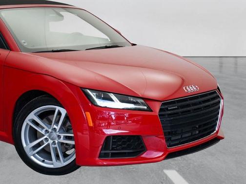 Black Metallic 2022 Audi TT 2.0T