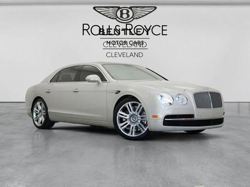 White Sand Metallic 2017 Bentley Flying Spur W12