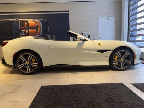 2020 Ferrari Portofino Base
