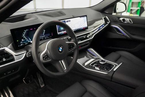 2025 BMW X6 M60i