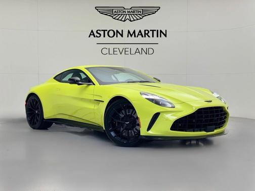 2025 Aston Martin Vantage 