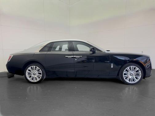 2021 Rolls-Royce Ghost 