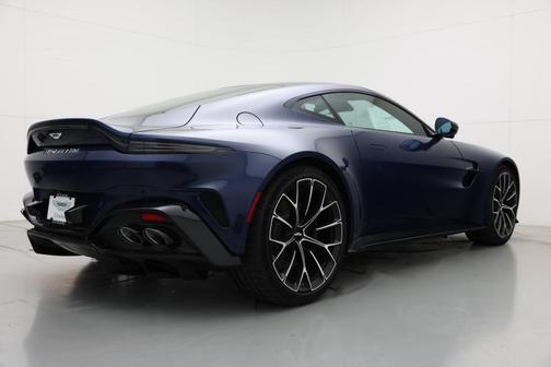 2025 Aston Martin Vantage 