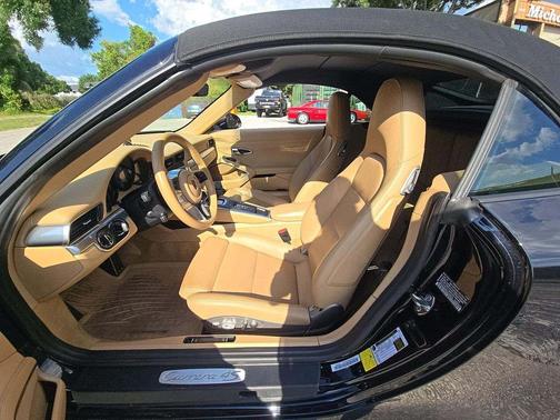 Jet Black Metallic 2017 Porsche 911 Carrera 4S Cabriolet