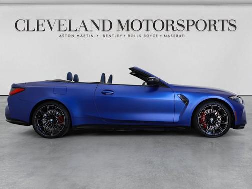 Frozen Portimao Blue Metallic 2022 BMW M4 Competition xDrive
