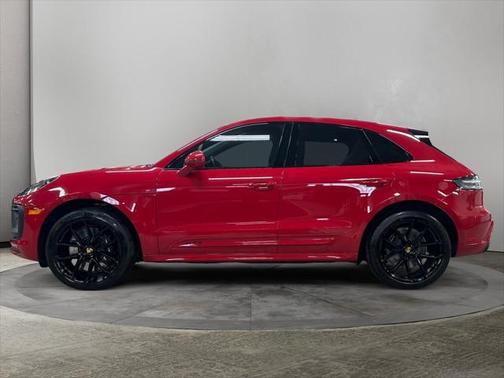 2022 Porsche Macan GTS