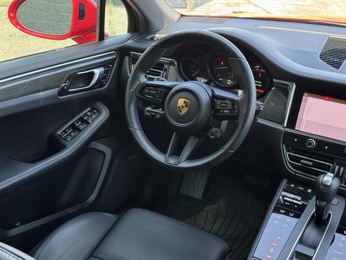 2022 Porsche Macan GTS