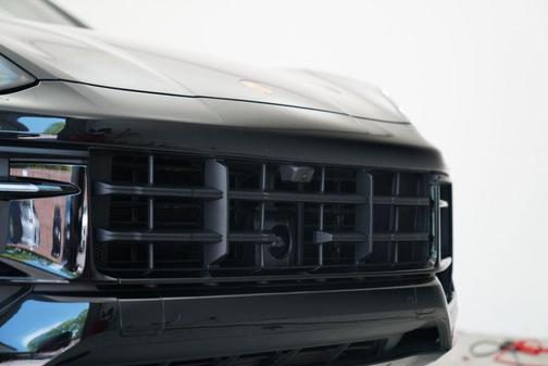 Chromite Black Metallic 2025 Porsche Cayenne GTS