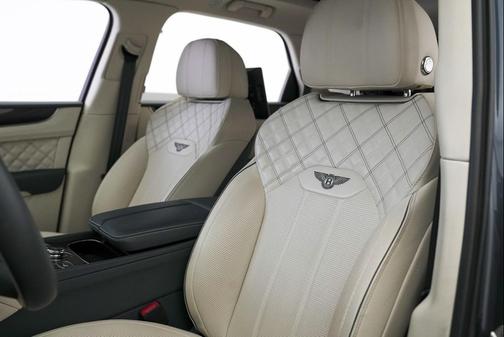 2022 Bentley Bentayga V8