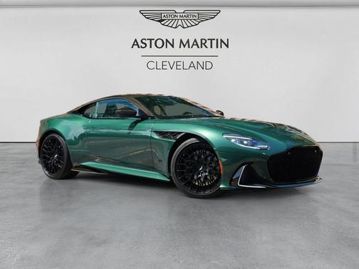 Q Buckinghamshire Green 2023 Aston Martin DBS 770 Ultimate