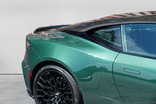 Q Buckinghamshire Green 2023 Aston Martin DBS 770 Ultimate