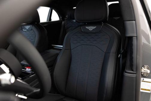 2025 Bentley Flying Spur Speed