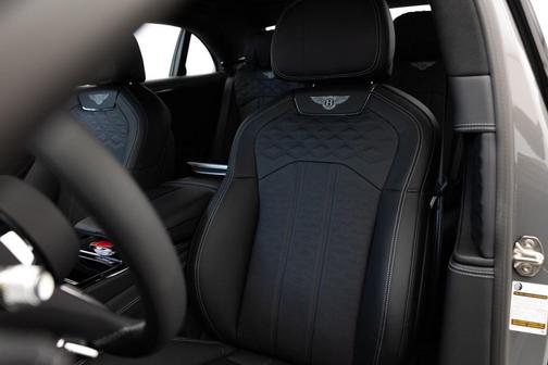 2025 Bentley Flying Spur Speed