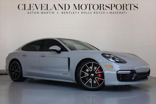 2020 Porsche Panamera GTS