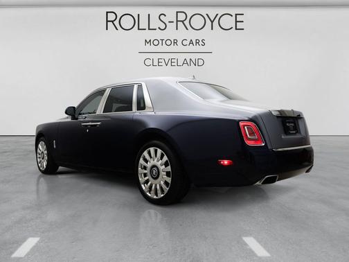 Midnight 2022 Rolls-Royce Phantom