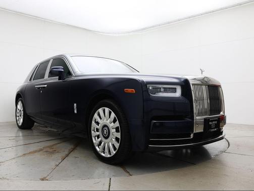 Midnight 2022 Rolls-Royce Phantom