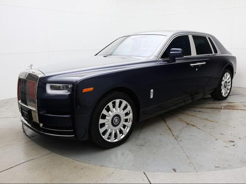 Midnight 2022 Rolls-Royce Phantom