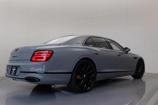 2025 Bentley Flying Spur Black Edition