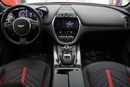 2023 Aston Martin DBX 707