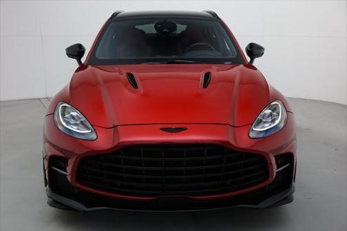 2023 Aston Martin DBX 707