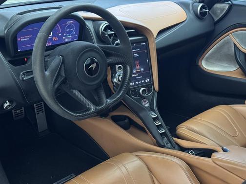 2020 McLaren 720S Base