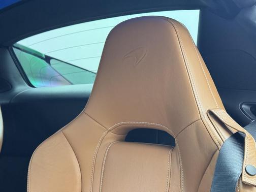 2020 McLaren 720S Base