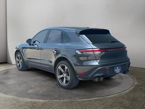 2023 Porsche Macan Base