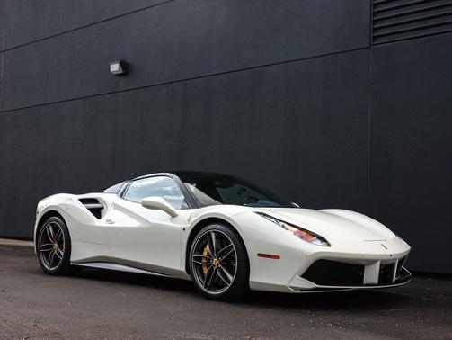 2017 Ferrari 488 Spider Base