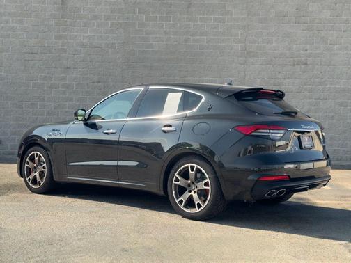 2022 Maserati Levante Modena