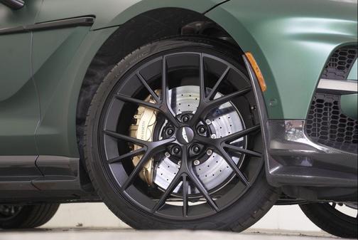 2025 Aston Martin DBX 707