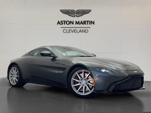 2019 Aston Martin Vantage Base