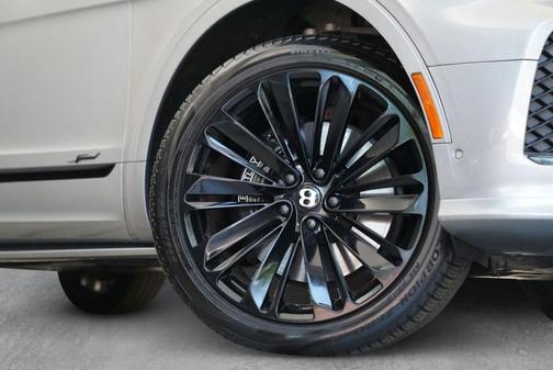 Hallmark 2022 Bentley Bentayga Speed