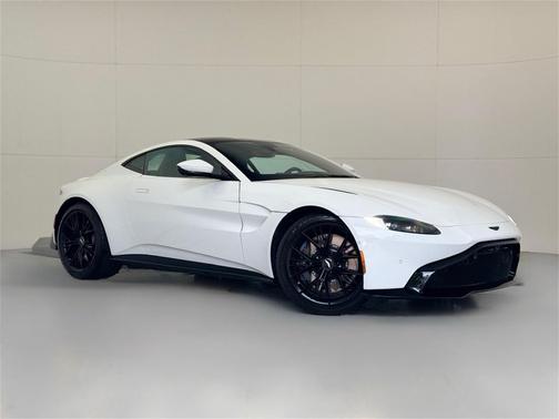 2021 Aston Martin Vantage Base