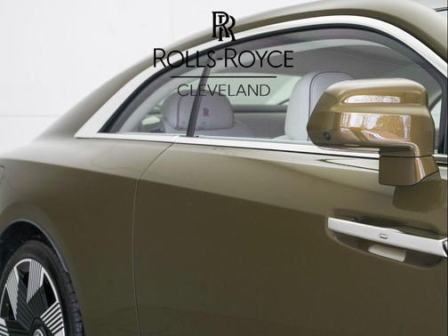 2024 Rolls-Royce Spectre 