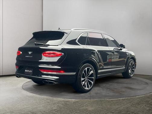 2022 Bentley Bentayga V8