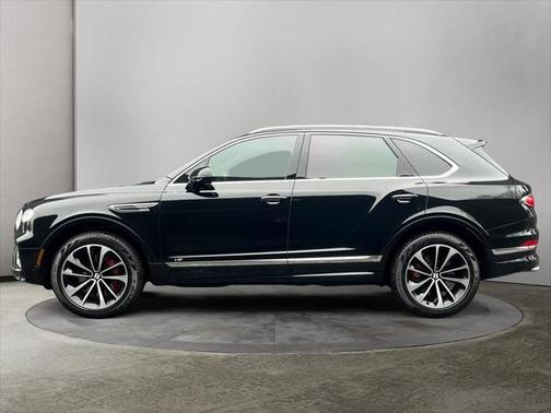 2022 Bentley Bentayga V8