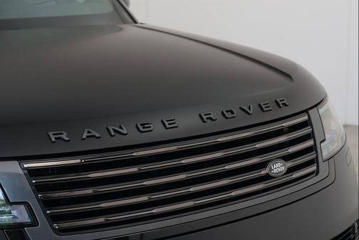 Santorini Black Metallic 2025 Land Rover Range Rover P615 SV