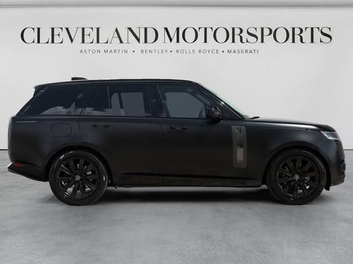 Santorini Black Metallic 2025 Land Rover Range Rover P615 SV