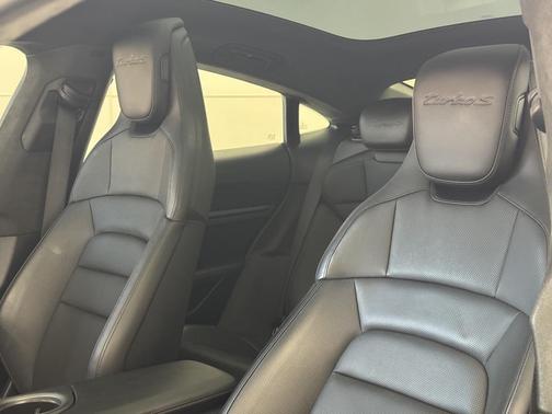 2021 Porsche Taycan Turbo S