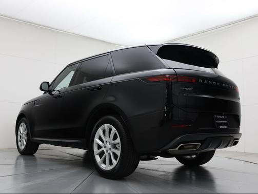 Santorini Black Metallic 2023 Land Rover Range Rover Sport SE