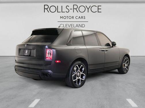 Black Diamond 2024 Rolls-Royce Cullinan Black Badge